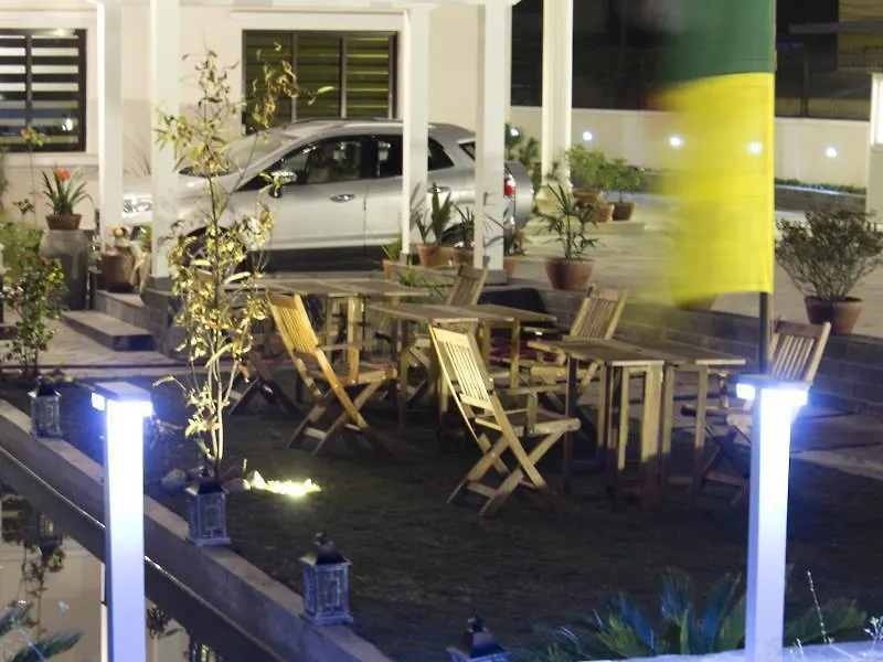 Hotel Harmika Kathmandu 4*,