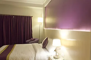 Hotel Harmika Kathmandu 4*,